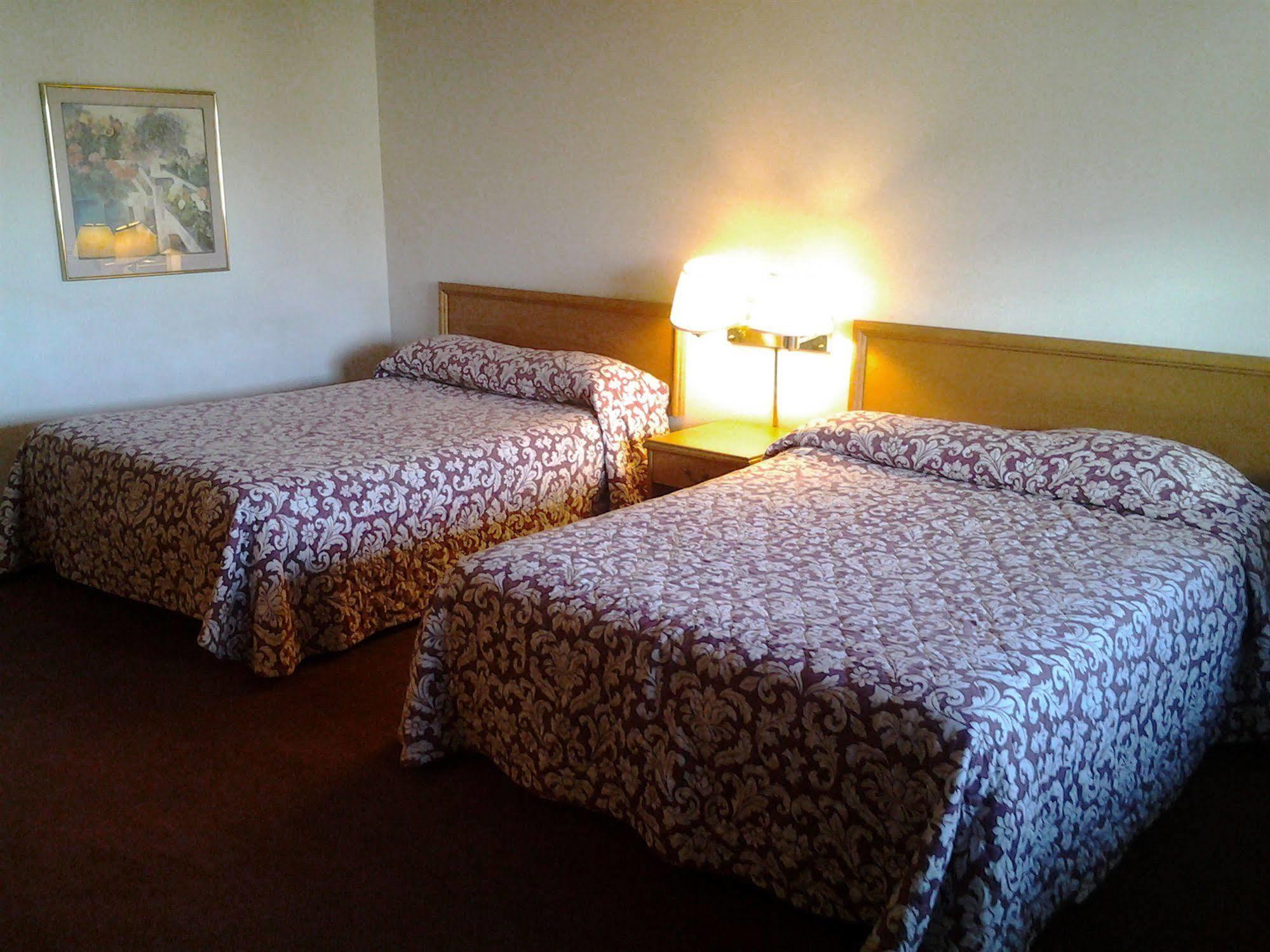 Yakima Valley Inn Εξωτερικό φωτογραφία